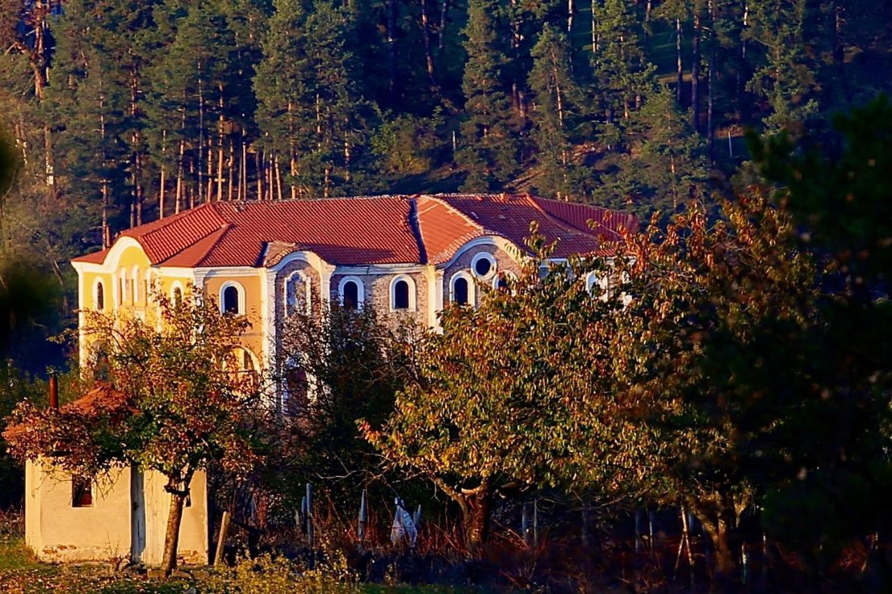 Hotel Iliikova House Kalofer Exterior foto
