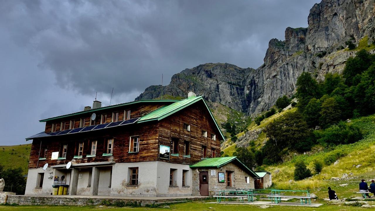 Hotel Iliikova House Kalofer Exterior foto